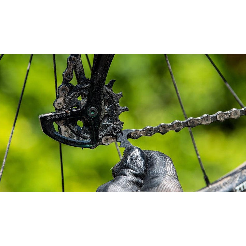 Escova de Limpeza Transmissão Muc- off 3 em 1