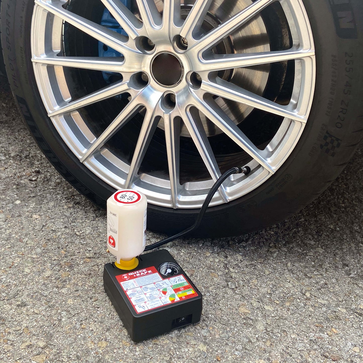 KIT reparador de Furos 300ml + Compressor QUICK & SAFE