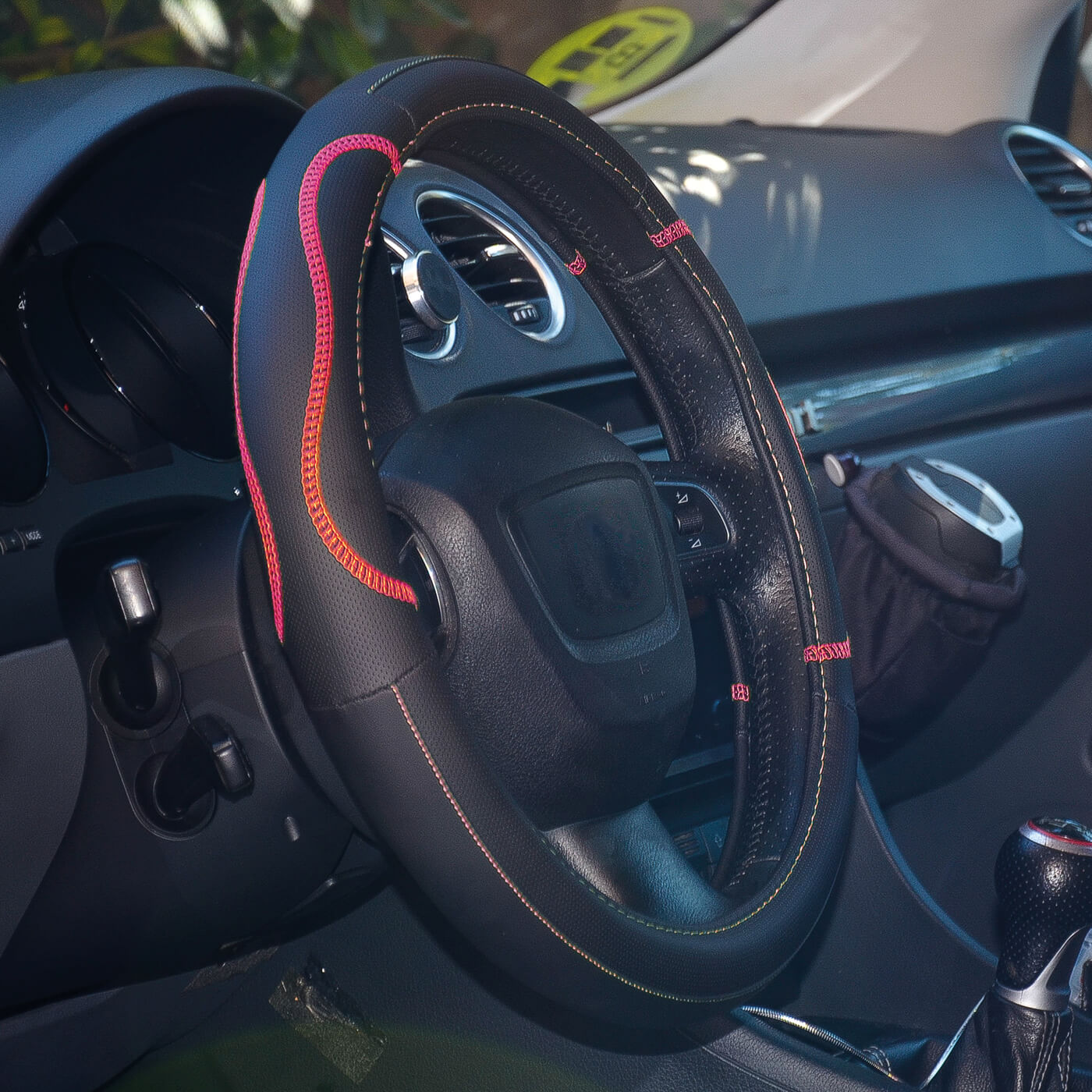 Capas de Volante AUTO " CAR+" Negra/ Vermelho Tamanho M 37-39 cm