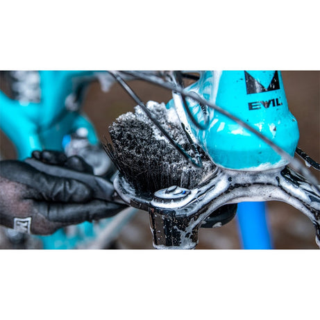 Escova de Lavagem Macia MUC-OFF