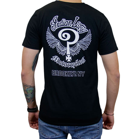 Camiseta preta do indiano Larry John